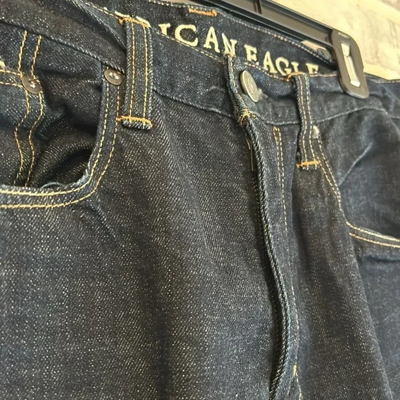 American Eagle Men’s Relaxed Fit Straight Jeans Dark Wash Denim Size 34 x 34 - Picture 5 of 9